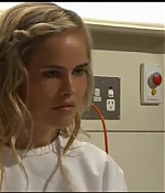 isabellucasfancom_homeandaway_725.jpg