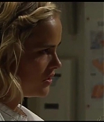 isabellucasfancom_homeandaway_070.jpg