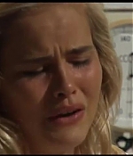 isabellucasfancom_homeandaway_101.jpg