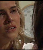 isabellucasfancom_homeandaway_119.jpg