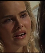 isabellucasfancom_homeandaway_126.jpg