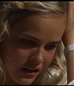 isabellucasfancom_homeandaway_142.jpg