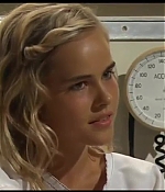 isabellucasfancom_homeandaway_221.jpg