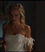 isabellucasfancom_homeandaway_318.jpg