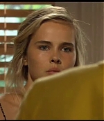 isabellucasfancom_homeandaway_0012.jpg