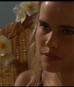 isabellucasfancom_homeandaway_0074.jpg