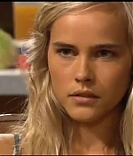 isabellucasfancom_homeandaway_210.jpg