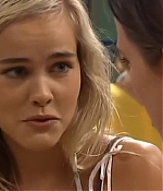 isabellucasfancom_homeandaway_0139.jpg