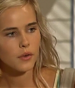 isabellucasfancom_homeandaway_0011.jpg