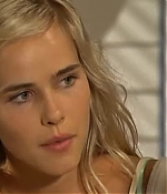 isabellucasfancom_homeandaway_0013.jpg