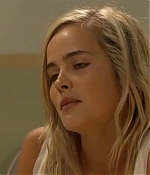 isabellucasfancom_homeandaway_0090.jpg