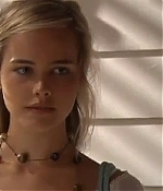 isabellucasfancom_homeandaway_0196.jpg