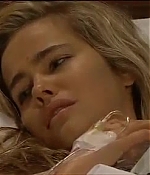 isabellucasfancom_homeandaway_4257_050.jpg