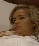 isabellucasfancom_homeandaway_4257_118.jpg