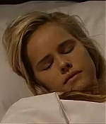 isabellucasfancom_homeandaway_4257_179.jpg