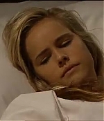 isabellucasfancom_homeandaway_4257_180.jpg