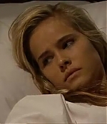 isabellucasfancom_homeandaway_4257_182.jpg