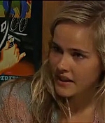 isabellucasfancom_homeandaway_0008.jpg