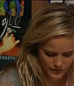 isabellucasfancom_homeandaway_0028.jpg