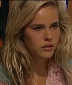 isabellucasfancom_homeandaway_0046.jpg