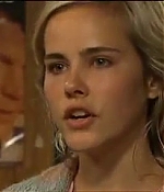 isabellucasfancom_homeandaway_0064.jpg