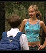 isabellucasfancom_homeandaway_006.jpg