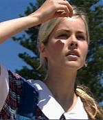 isabellucasfancom_homeandaway_028.jpg