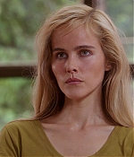 isabellucasfancom_macgyver_screencaps_0015.jpg