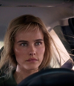 isabellucasfancom_macgyver_screencaps_0051.jpg