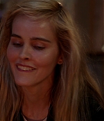 isabellucasfancom_macgyver_screencaps_0013.jpg