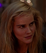 isabellucasfancom_macgyver_screencaps_0024.jpg