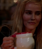 isabellucasfancom_macgyver_screencaps_0058.jpg