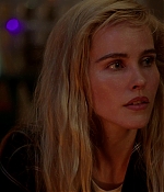 isabellucasfancom_macgyver_screencaps_0061.jpg